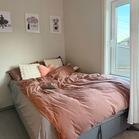 Cozy Family House In Vagsbygd Med Mulighet For Elbillading *